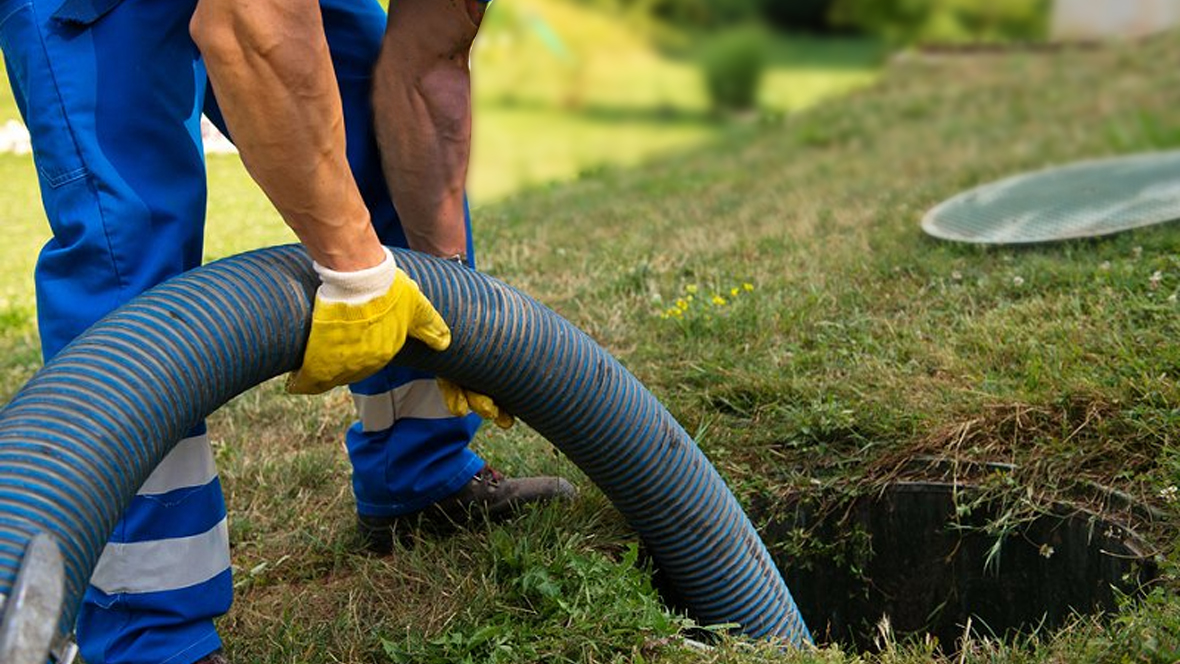 What causes sewage to backup? (8 Common Causes) Plumb Search